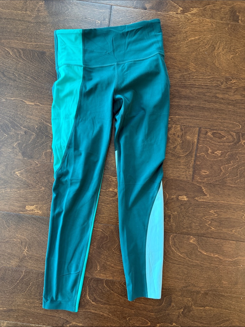 Athleta salutation Colorblock Leggings